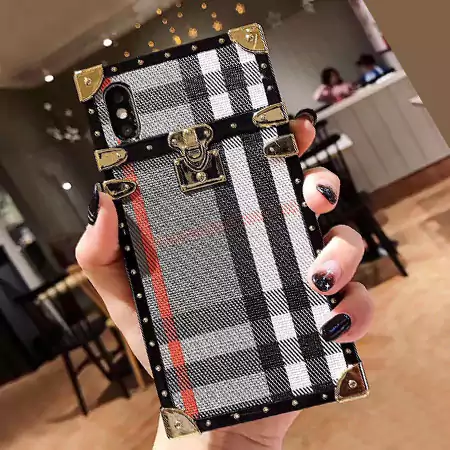 バーバリー iphone xrxs maxケース