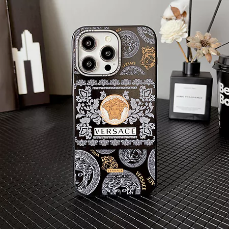 ヴェルサーチメドゥーサiphone16 pro携帯ケース