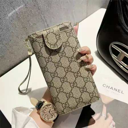 大人気iphone16 proルイヴィトンスマホポーチ