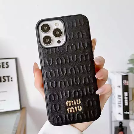 miumiu スマホケース
