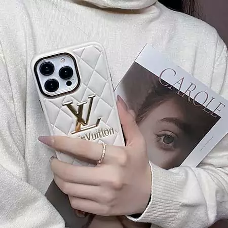 芸能人ルイヴィトンiphone15pro携帯ケース