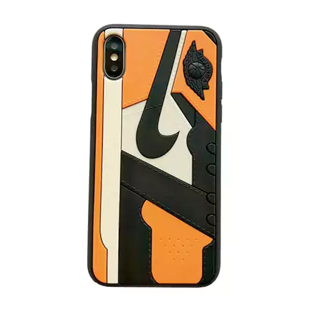 ナイキ iphone11カバー 立体的