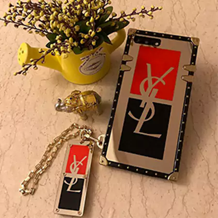 ブランド シャネル iphone12ケース