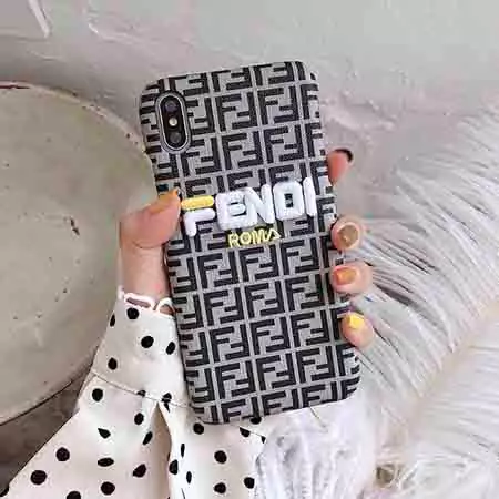 Fendi アイホンxrxsxs max携帯ケースオシャレ