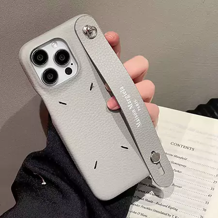 メゾン マルジェラiphone16ケースバンド付き