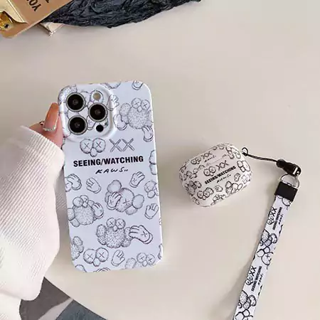 かわいい スマホケース iphone14 カウズ