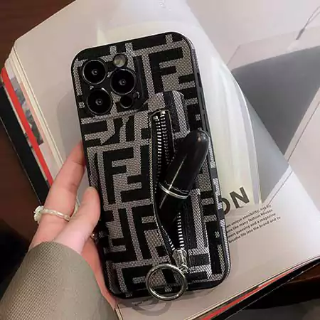 レザー ケース fendi iphone16pro
