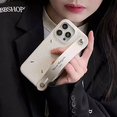 メゾン マルジェラiphone16 proケース 黒