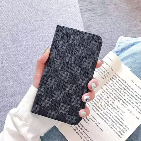 ヴィトン iPhone 11プロケース 手帳型