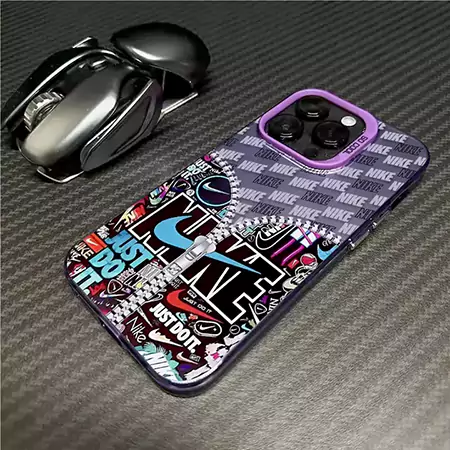 Nike iphone16 proケース ファスナー 柄