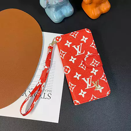 バーバリー 手帳型スマホケースiphone16