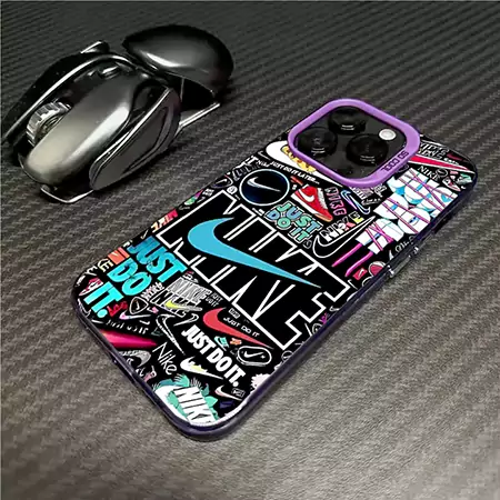 ナイキiphone16 plusカバー 男性愛用