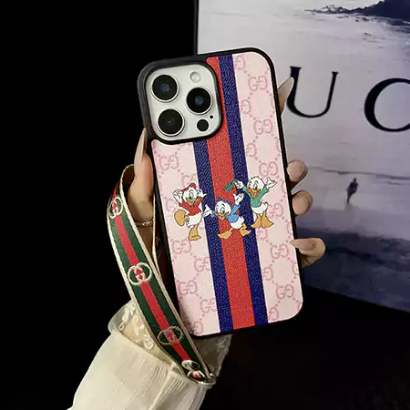 Gucci iphone16ケース ドナルドダック
