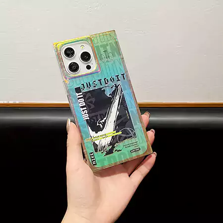 ナイキiphone16スクエア四角ケース