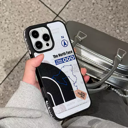 ノースフェイスiphone16 pro 携帯ケース