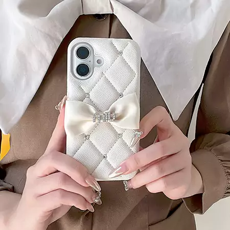 ミュウミュウ スマホケースiphone16