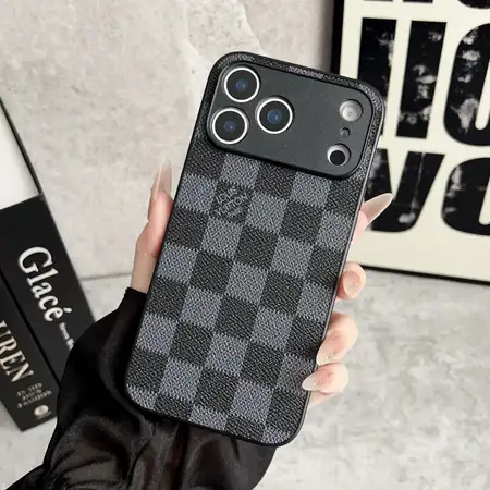  Gucci iPhone16Pro カバー