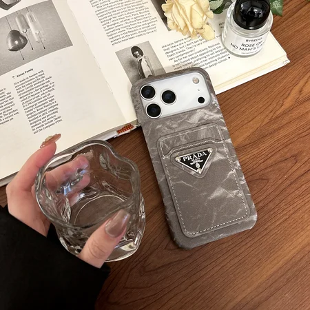 PRADA iPhone17Air スマホケース シンプル