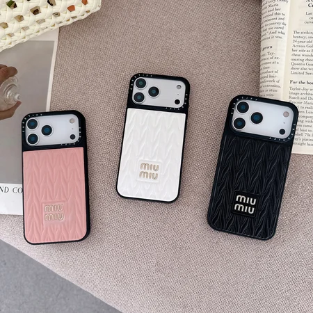 miumiu iPhone17ケース