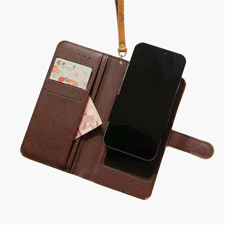 mcm 定番柄 iphone16ケース 手帳型