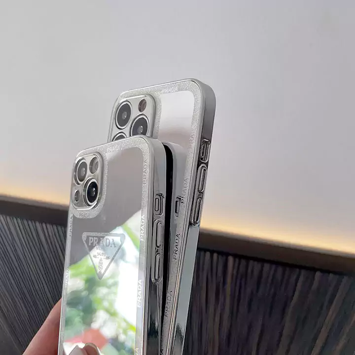 送料無料アイフォーン8携帯ケースprada