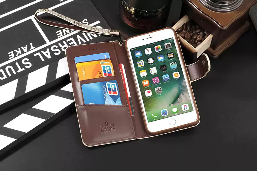 gucci iphone76s plus携帯ケース GGスプリーム