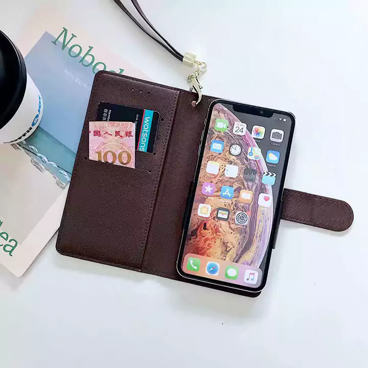 PRADA iphone16ケース 手帳型