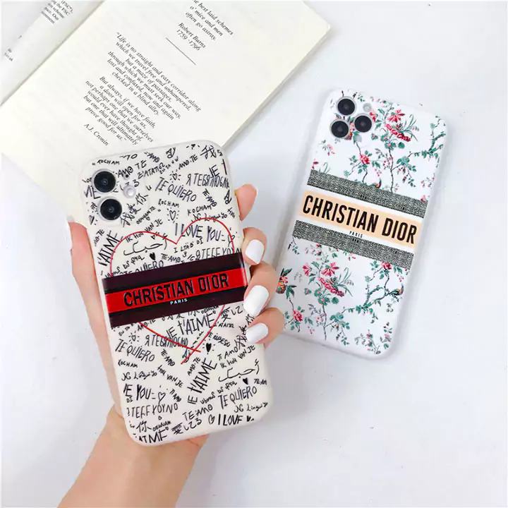 セリーヌiphone16 pro maxバンパーケース