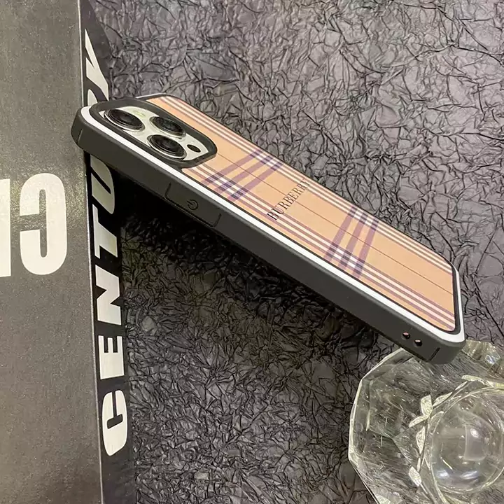 フェンディiphone16 ケースカラフル