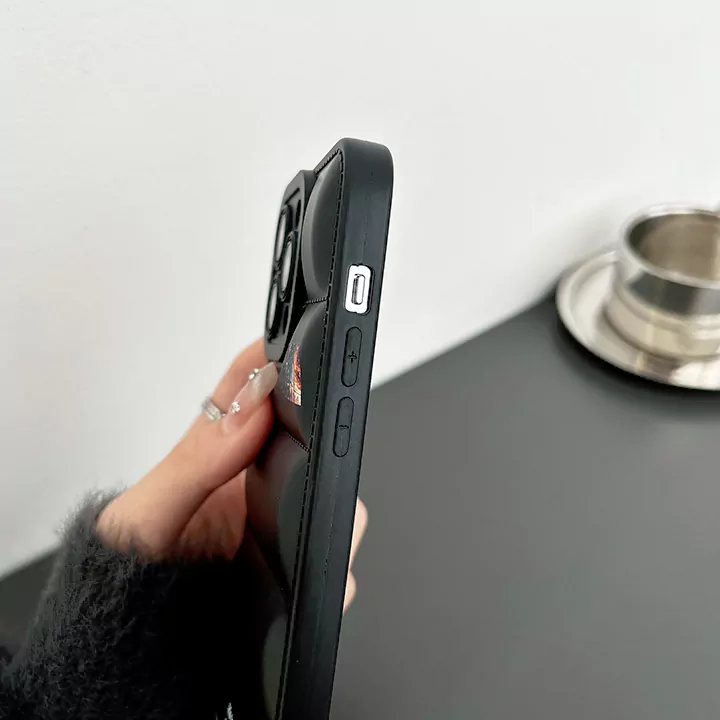 ノースフェイスiphone16ケース 新しい