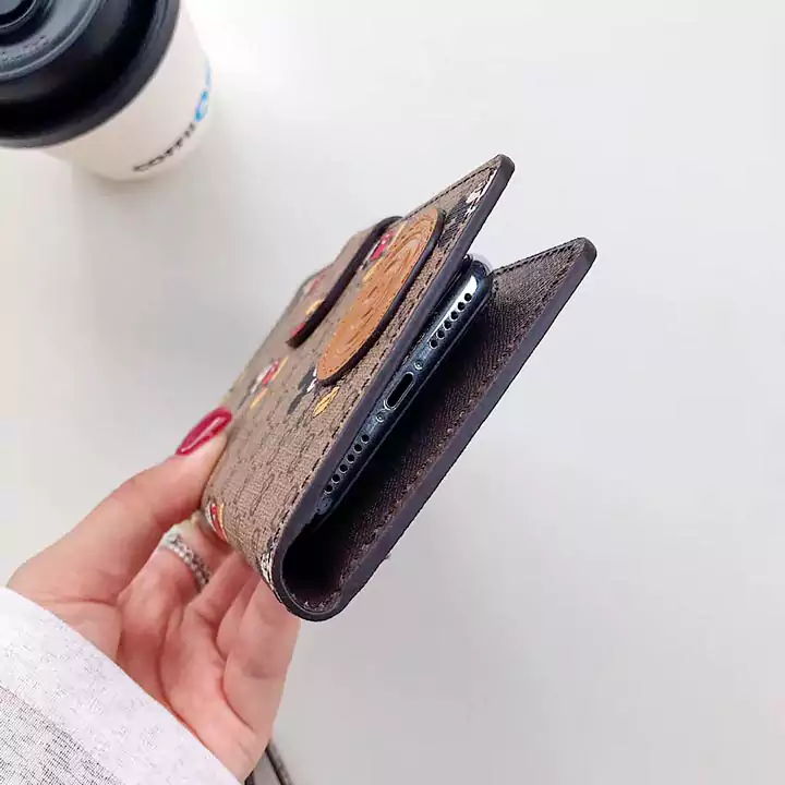 gucci 全機種に対応スマホケース