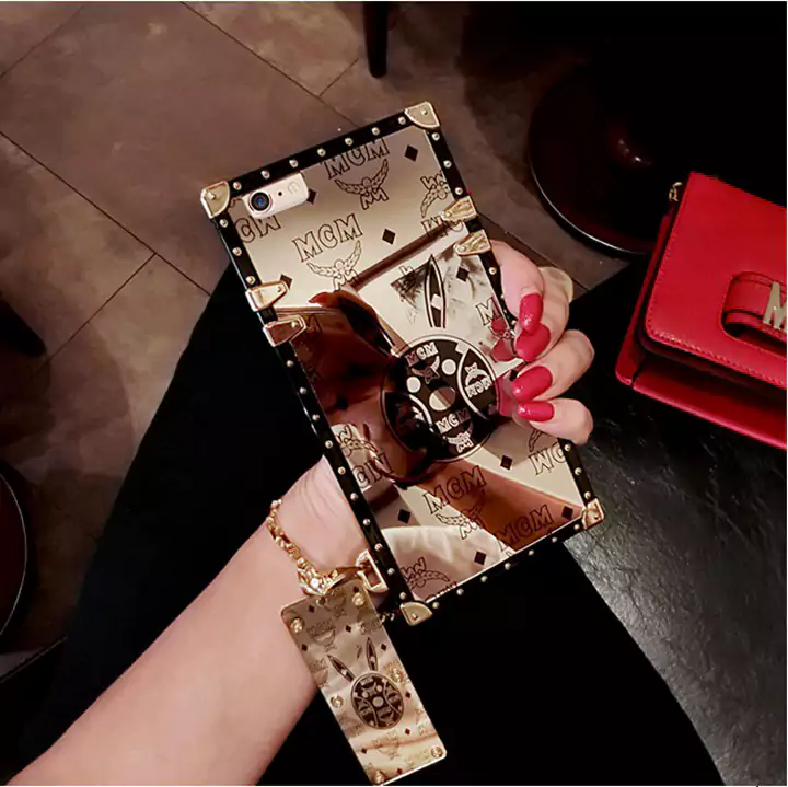 エムシーエム iPhoneXS カバー 兎