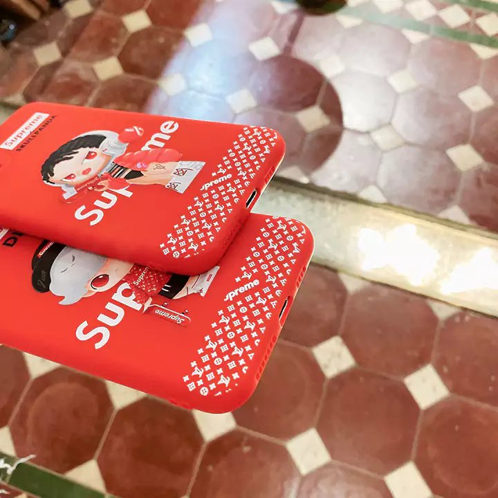 iphone12ケースシュプリーム