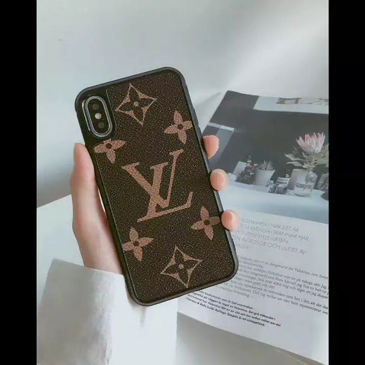 アイフォン8 プラス携帯カバー lv