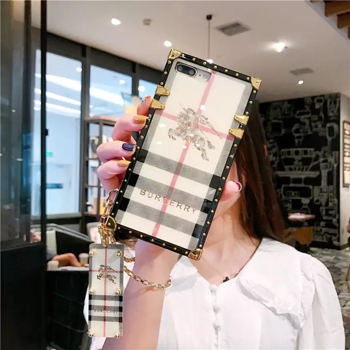 バーバリー iphone15ケースレデイース