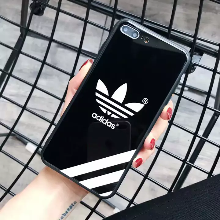 アディダスiPhoneXS Maxカバー カッコイイ