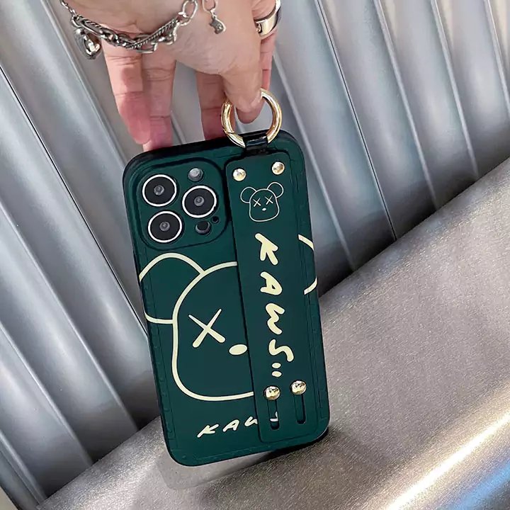 カウズ iphone15 ケース可愛い