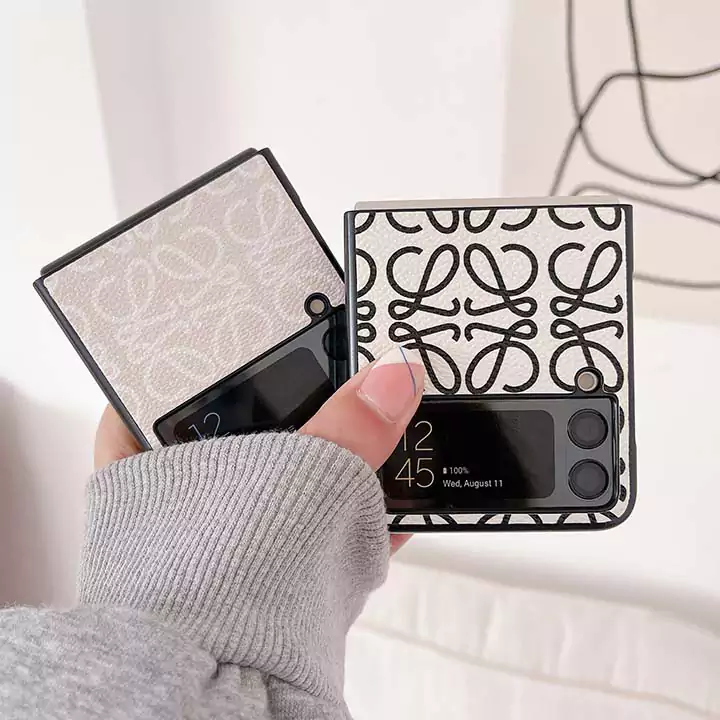 ハイブランド ロエベ  Galaxy Z Flip5/4/3ケース