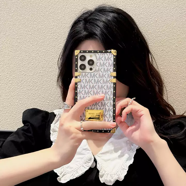 マイケルコーススマホケース ブランド