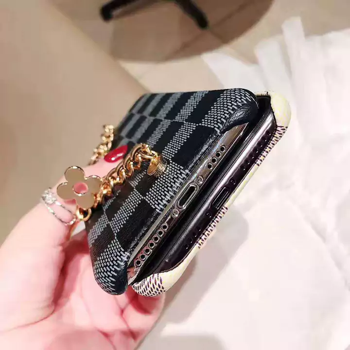 LV iphone11pro maxケース チェーン付き
