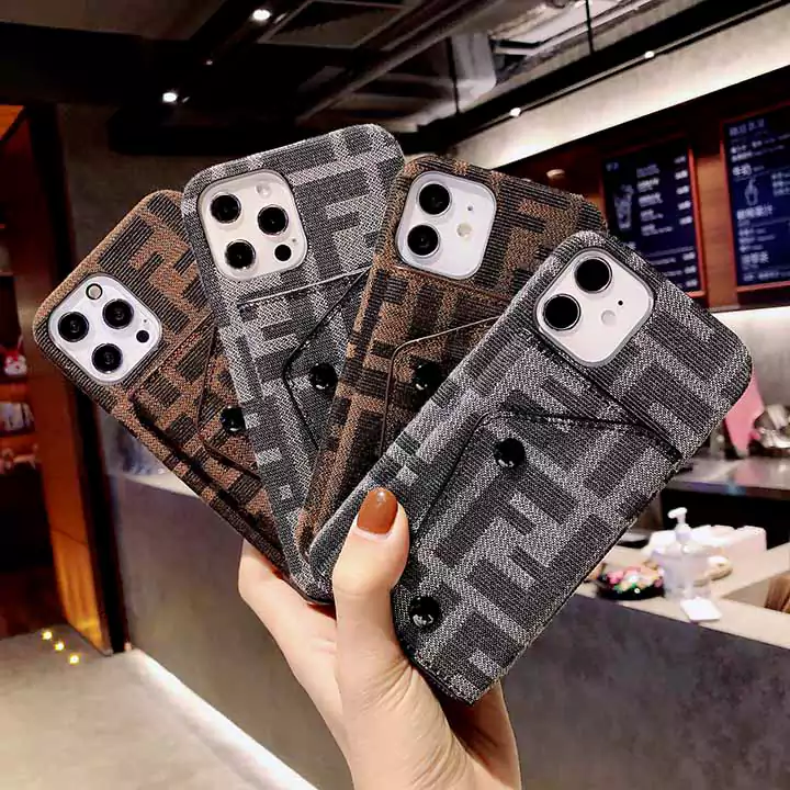 Fendiスマホケース