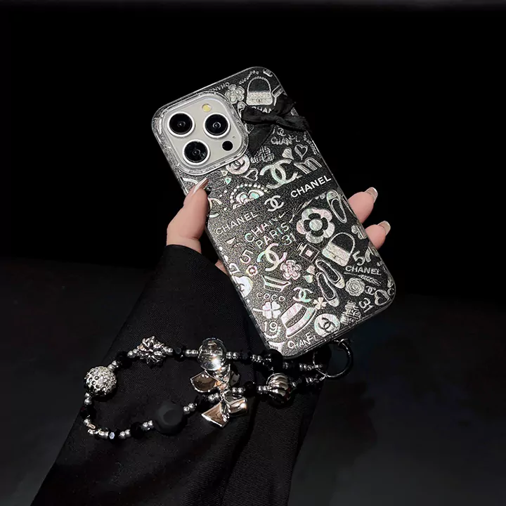 シャネルロゴiphone16カバー