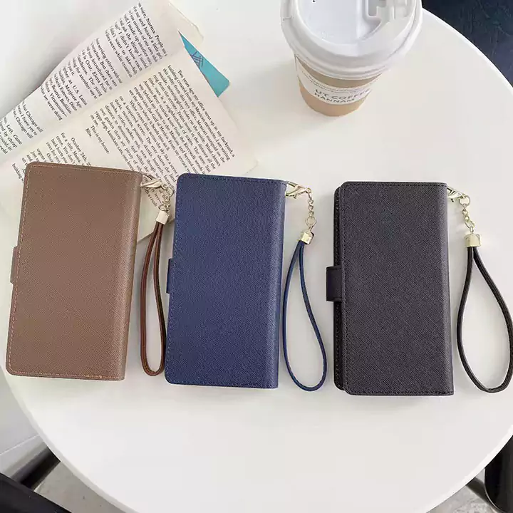 イブサンローランiphone16ケース 手帳型 即納