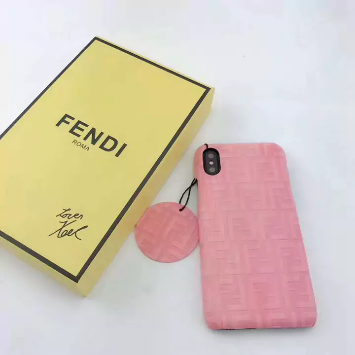 Fendi アイフォーン8 plusケース エンボス
