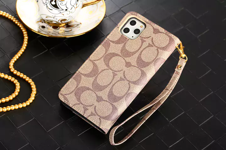 Coach アイフォン11 proケース