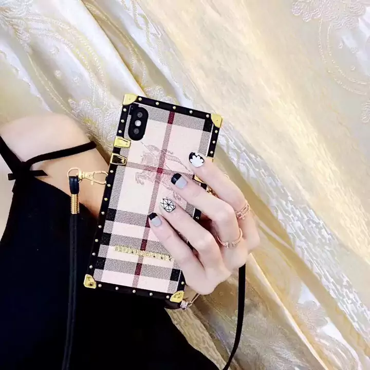 ブランド iPhoneXsMax カバー burberry