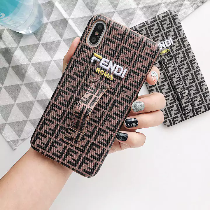 FENDI アイフォンXsmaxケース 上品