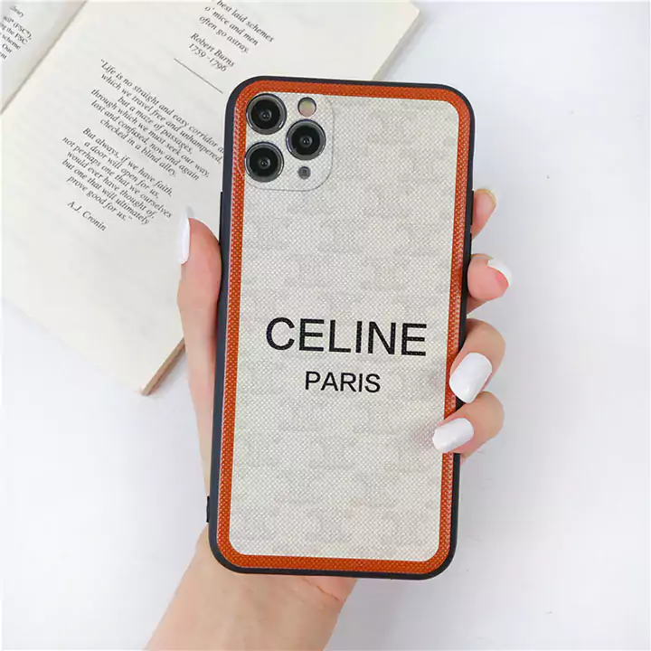 芸能人愛用 celine iphone16 proケース