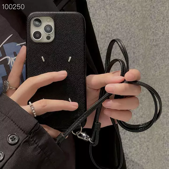 マルタンマルジェラアイフォーン16 plusスマホ ショルダー