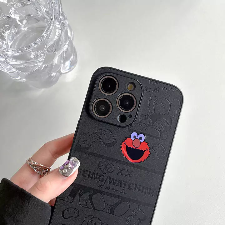 人気 流行り スマホケース